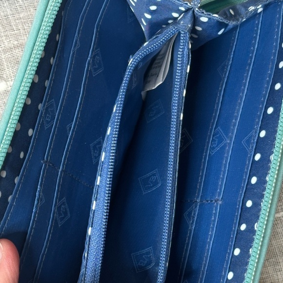 Vera Bradley Daisy Dot Paisley Continental Wallet RFID Zip Around Designer EUC - Picture 10 of 16
